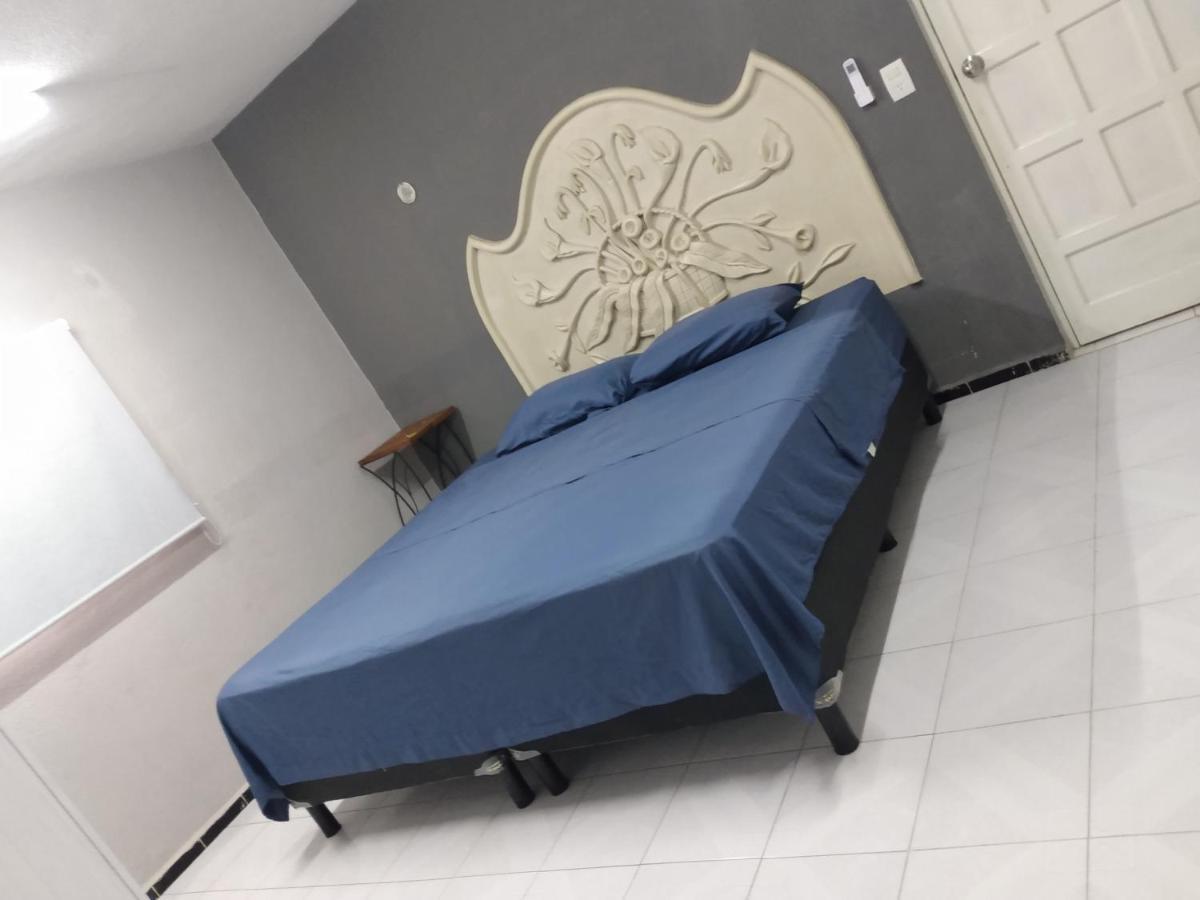 Casa Ixchel - 450M To Downtown, Wifi, Hot Water, Ac Hotel วัลลาโดลิด ภายนอก รูปภาพ