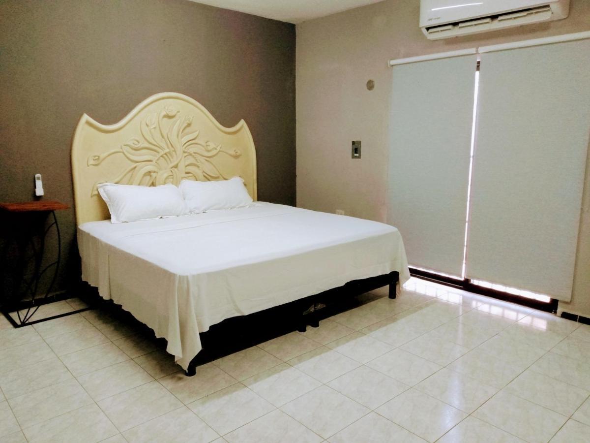 Casa Ixchel - 450M To Downtown, Wifi, Hot Water, Ac Hotel วัลลาโดลิด ภายนอก รูปภาพ